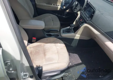2018 Hyundai Elantra Sel из США, поврежденный, VIN 5NPD84LF3JH235689